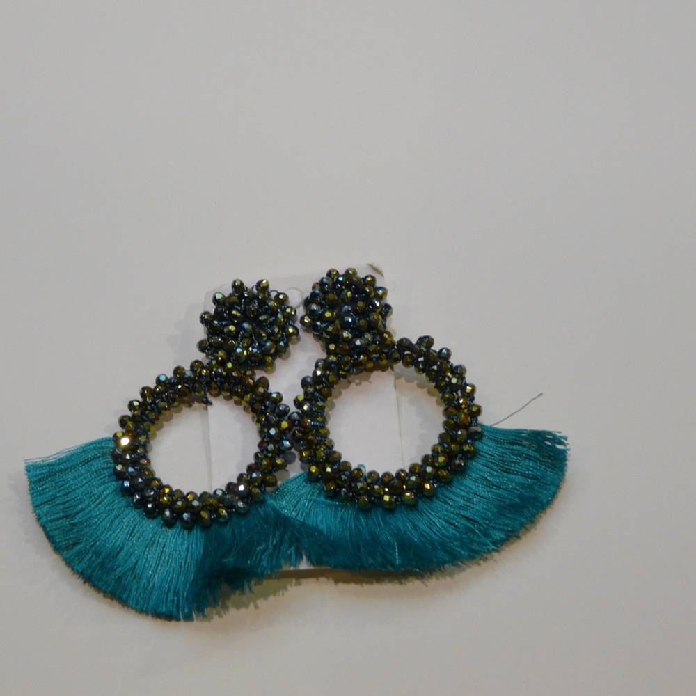 🌴Turquoise Green Earrings🌴 - Picture 2 of 3